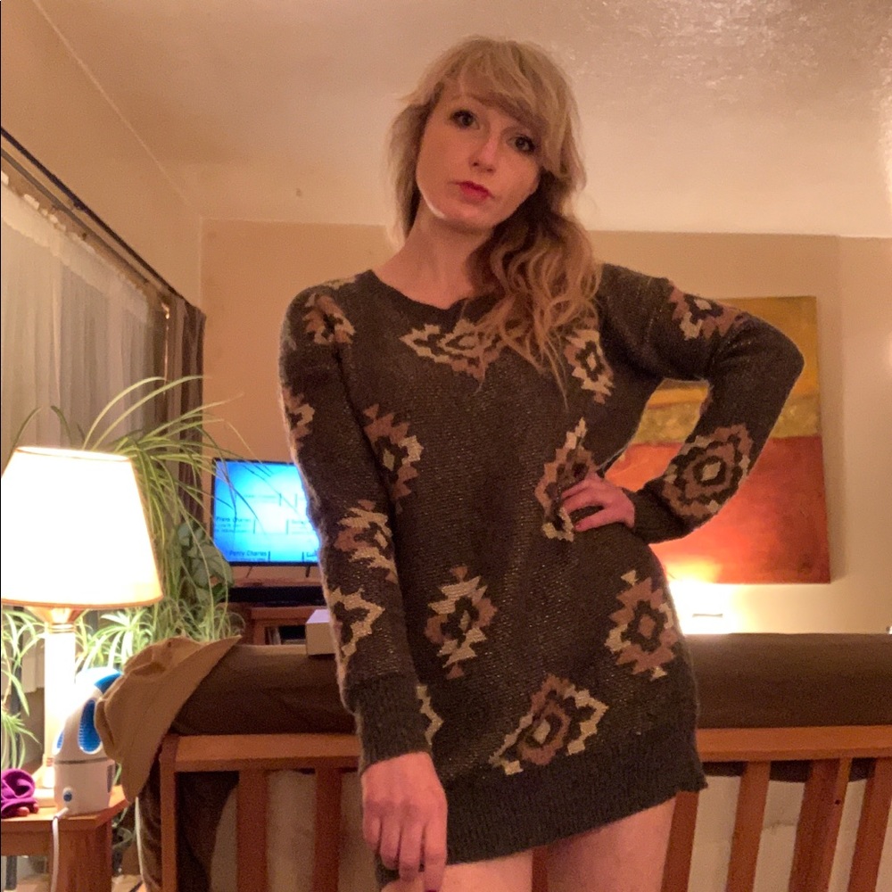 🖐🏻💲5 DOLLAR SALE Generic ethnic print dress🛍